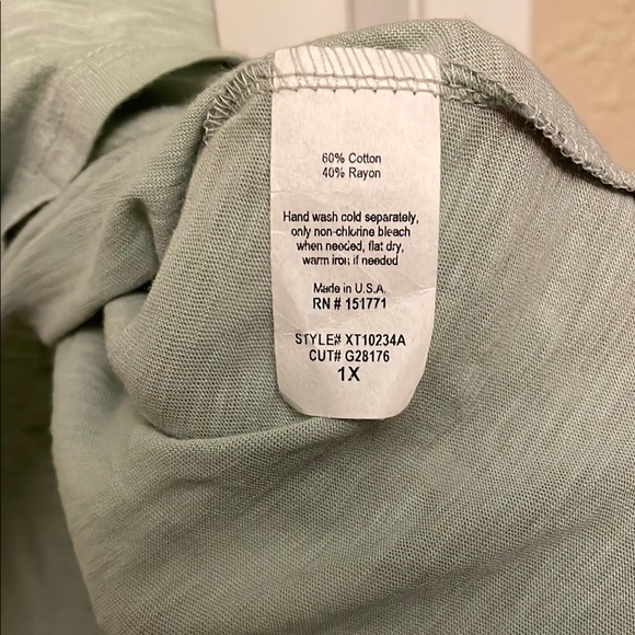 Gilli Green Ruffled Relaxed Tee - Picture 2 of 5